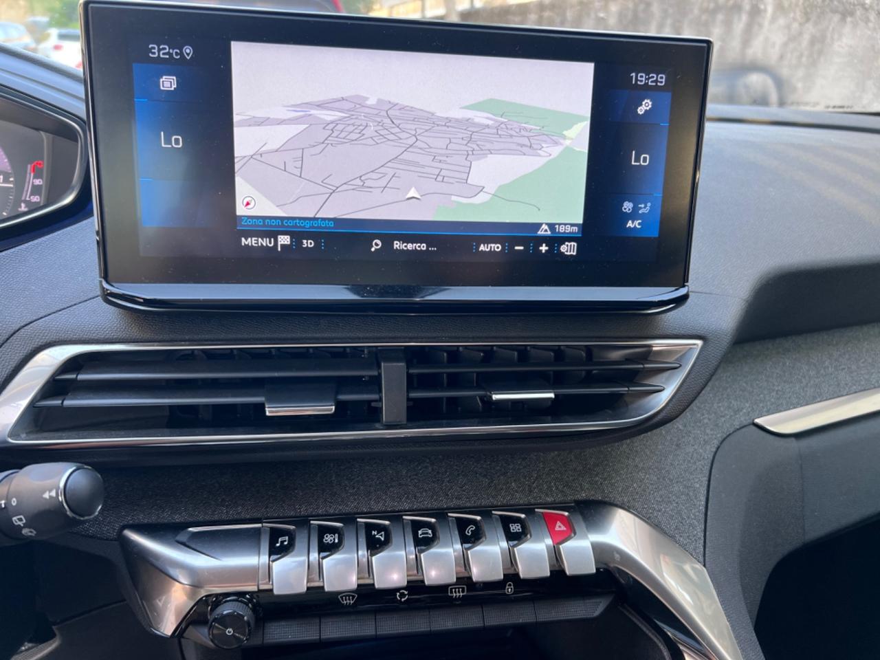 Peugeot 3008 BlueHDi 130 S&S EAT8 Allure