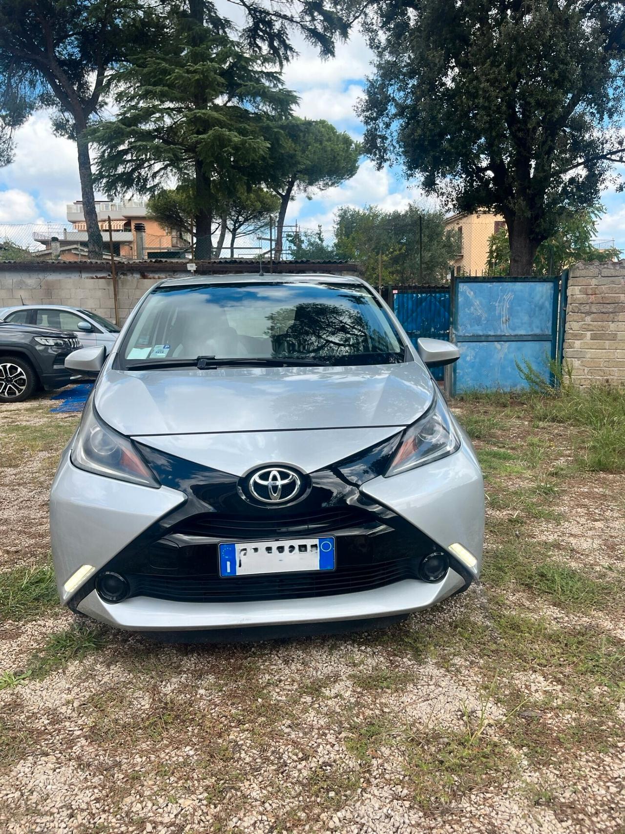TOYOTA AYGO UNIPRO X-PLAY