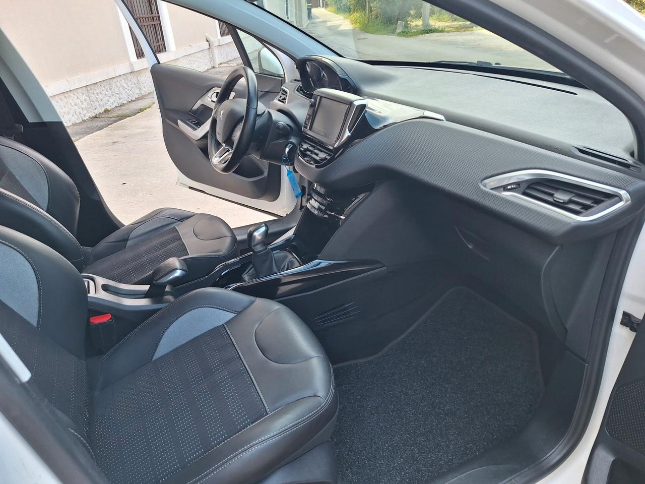 Peugeot 2008 1.6 HDi 100 cv Allure PERFETTA 2017