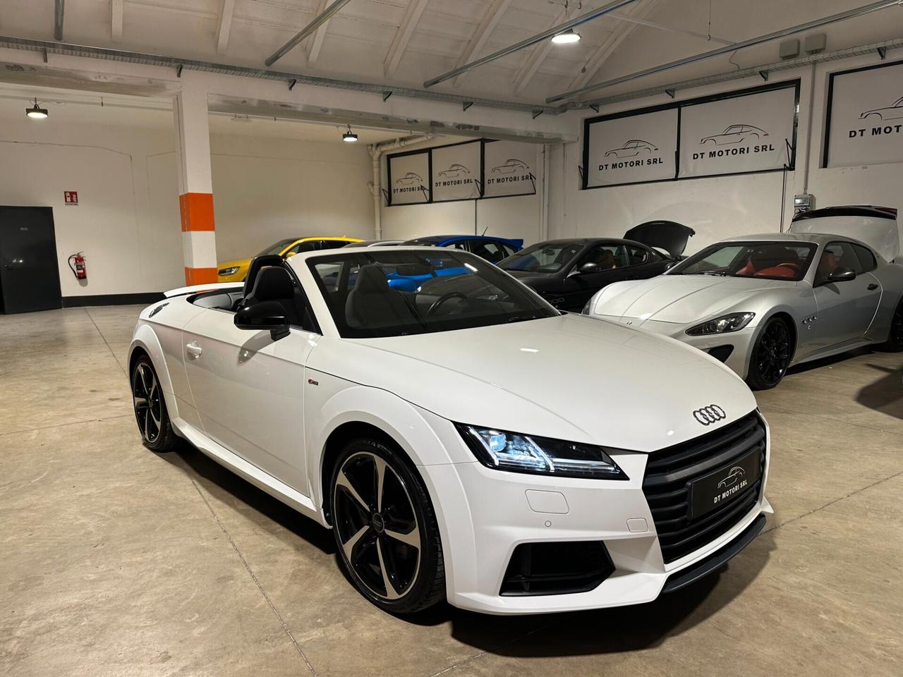 Audi TT Roadster 1.8 TFSI S tronic line CABRIO -CERCHI 19' RS