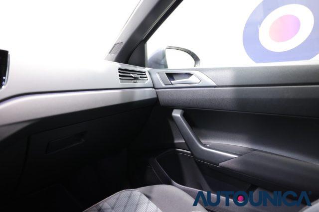 VOLKSWAGEN Taigo 1.0 TSI 115 CV R-LINE FARI LED TETTO PANORAMA