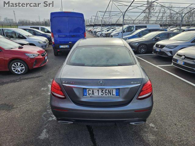 MERCEDES-BENZ E 220 E 220 d Business Sport 4matic auto - GA136NL