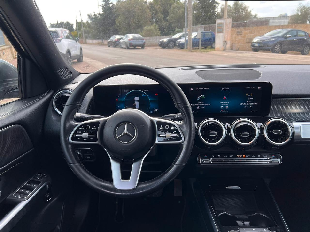 Mercedes-benz GLB 180 d Automatic Business
