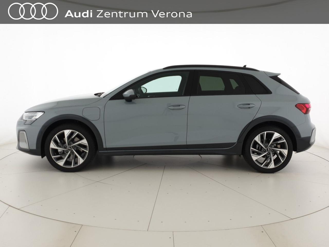 Allstreet 40TFSIe 204CV S tronic Identity Contrast