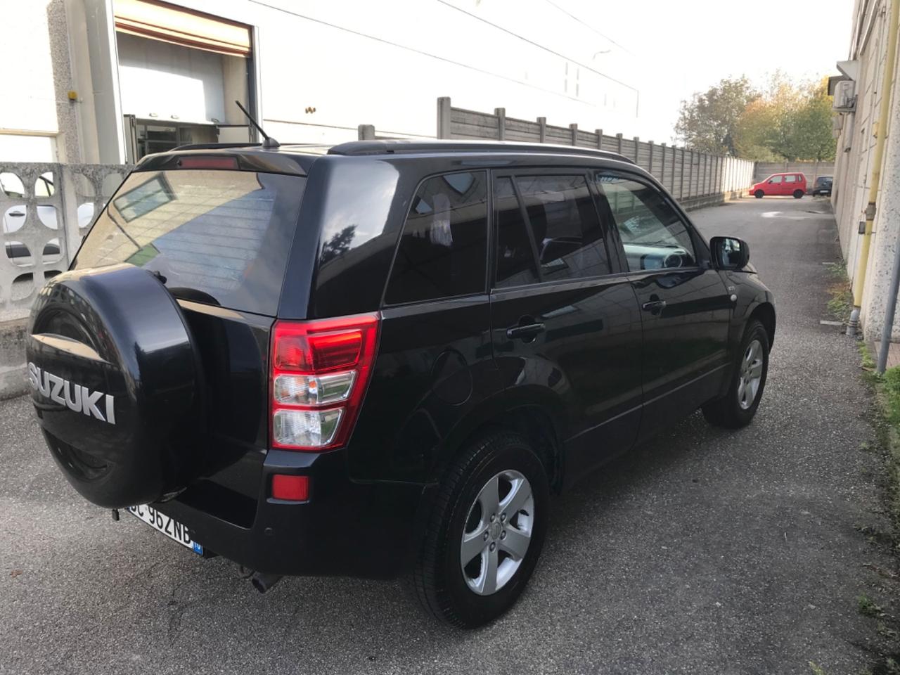 Suzuki Grand Vitara 1.9 DDiS 5 porte Executive