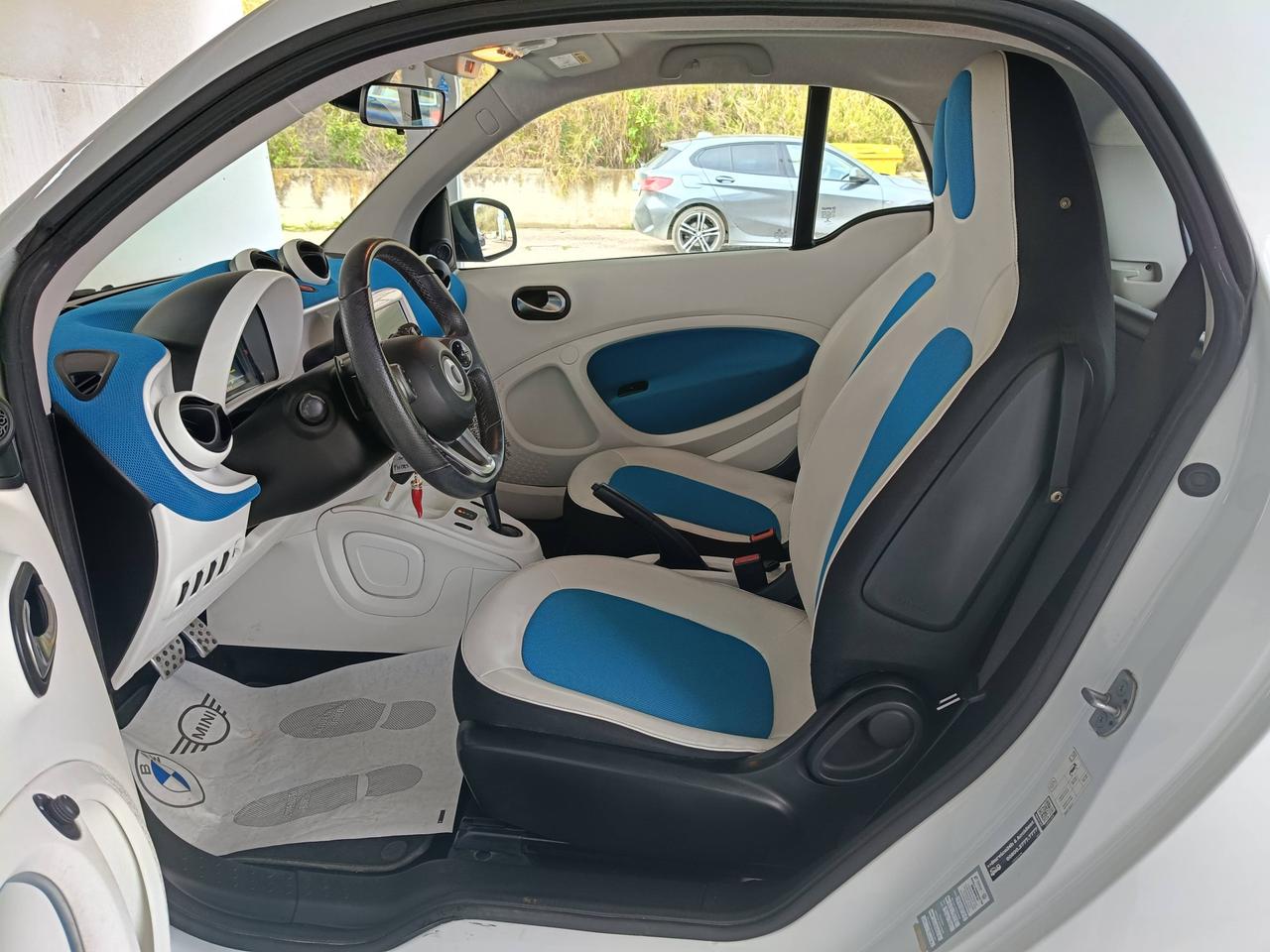 SMART Fortwo III 2015 - Fortwo 1.0 Proxy 71cv twinamic