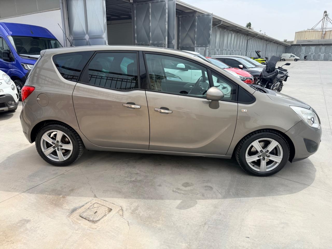 Opel Meriva 1.3 CDTI KIT CATENA
