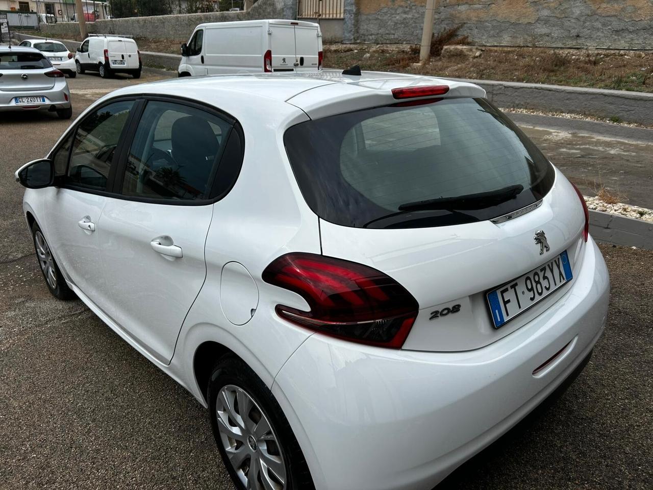 Peugeot 208 BlueHDi 100 S&S 5 porte Active