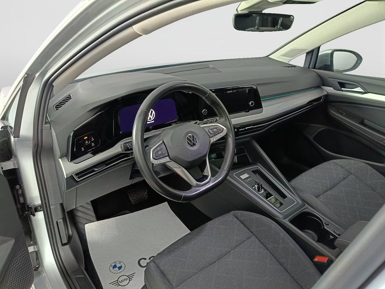 VOLKSWAGEN Golf VIII 2020 - Golf 2.0 tdi Life 115cv dsg