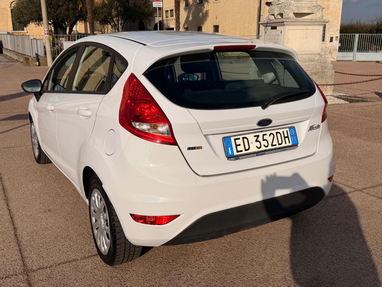Ford Fiesta 1.4 TDCi km110mila neopatentati