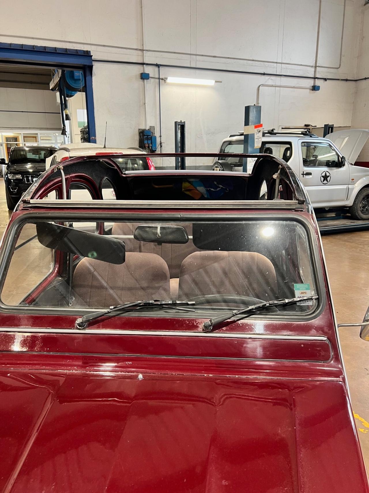 Citroen 2CV 6 Charleston