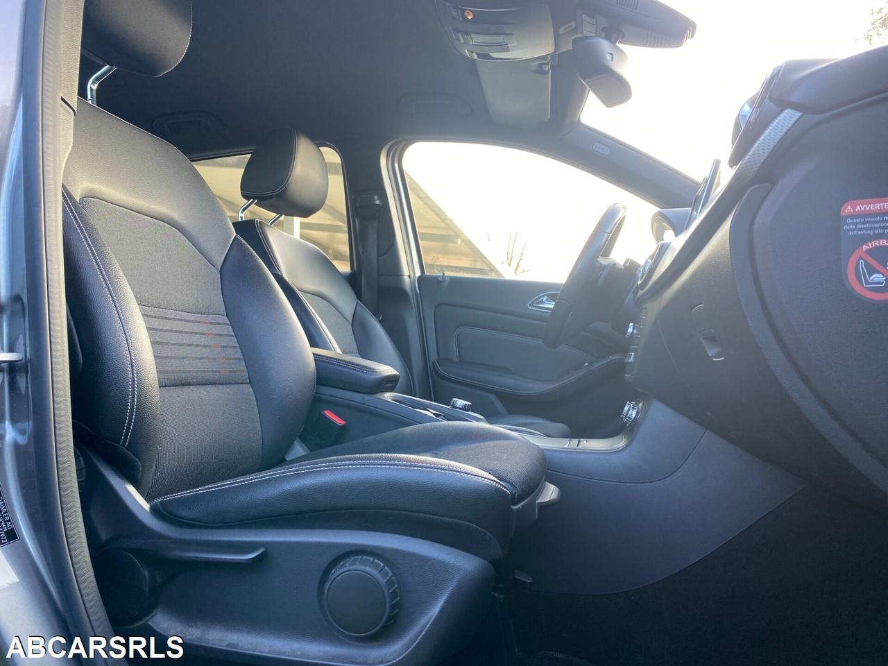 MERCEDES - Classe B - B 180 d Automatic Premium -