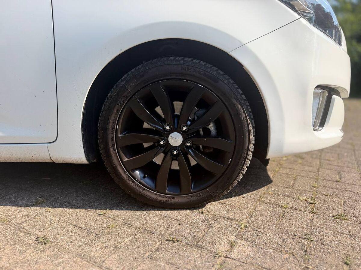 Kia Carens 1.7 crdi Class 115cv 5p.ti