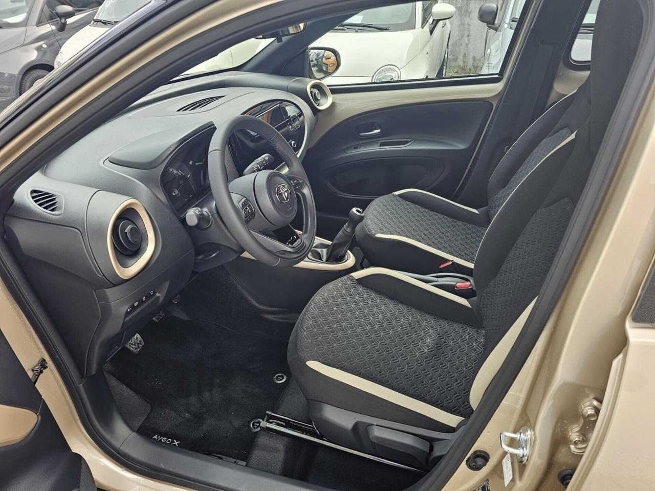 Toyota Aygo X 1.0 VVT-i 72 CV 5 porte Trend
