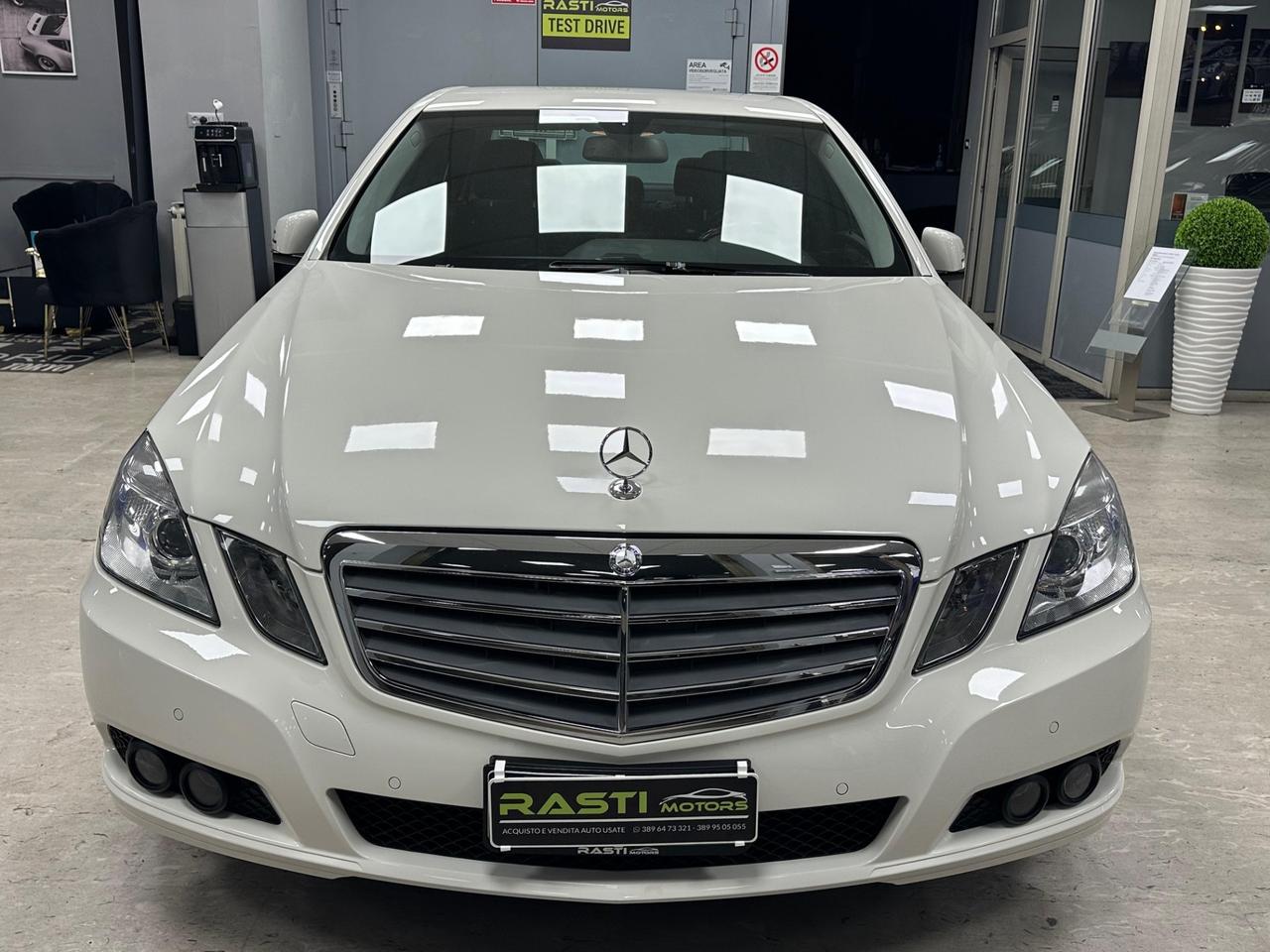 Mercedes-benz E 220 CDI BlueEFFICIENCY Executive