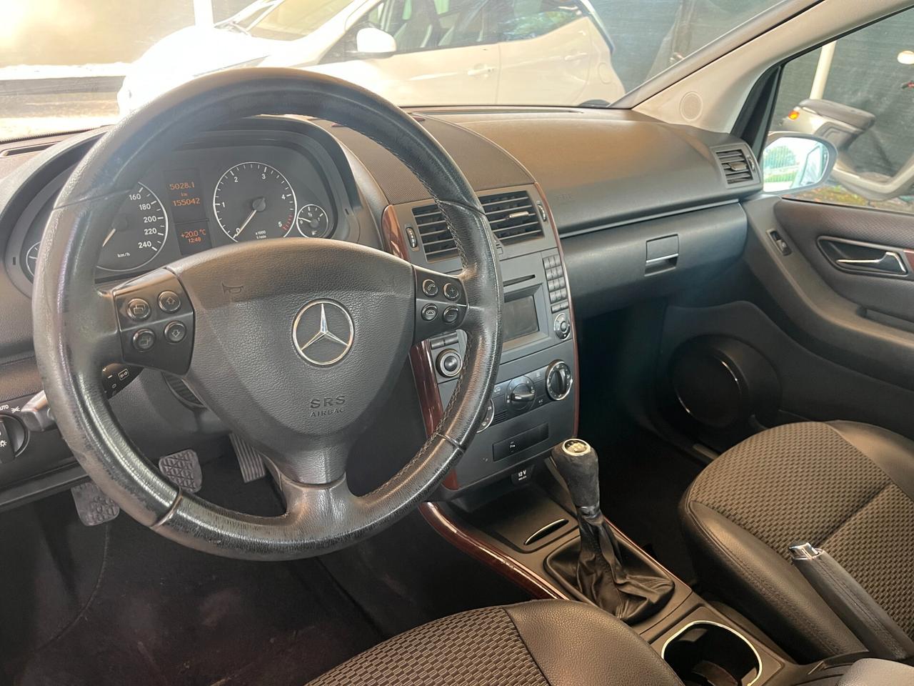 Mercedes-benz A 160 CDI BlueEFFICIENCY Executive