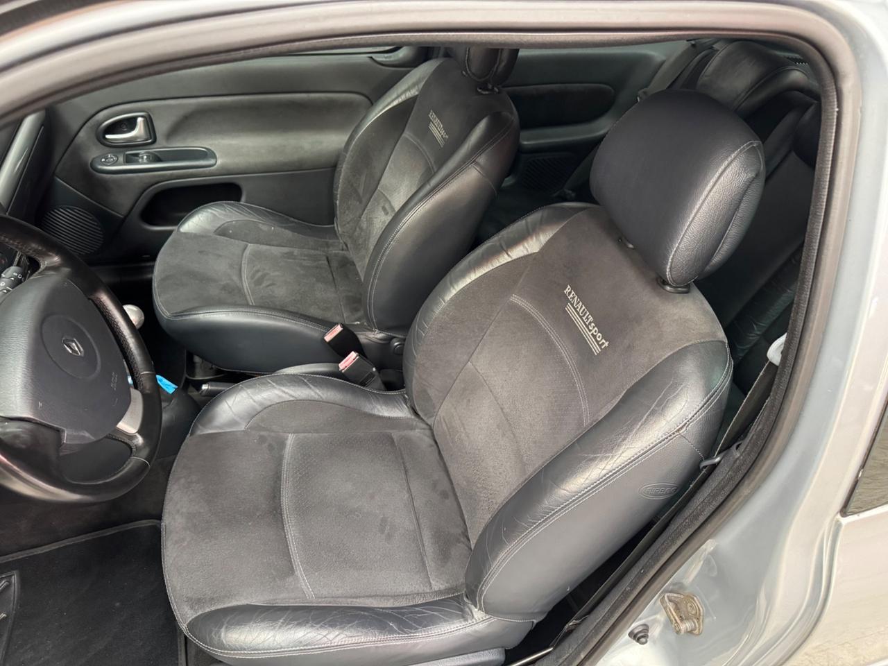 Renault Clio 2.0 16V cat 3 porte Sport