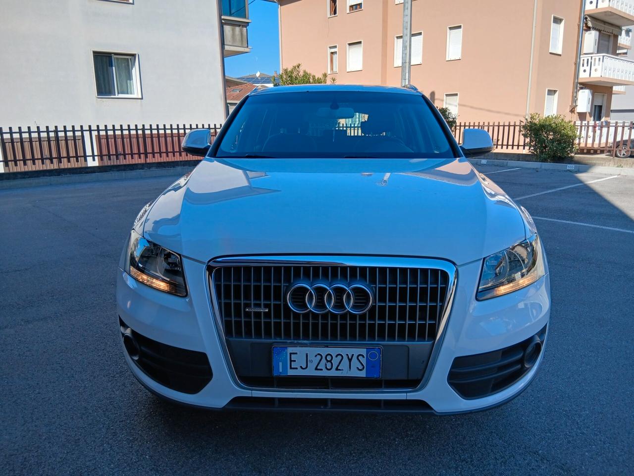 Audi Q5 2.0 TDI 143 CV quattro Advanced pronta consegna