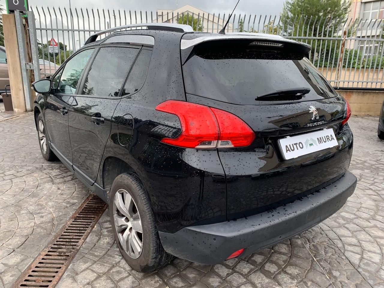 Peugeot 2008 1.2 VTi 82CV Active