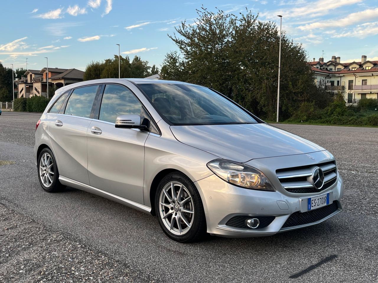 Mercedes-benz B 180 CDI 2013 - PREMIUM —-