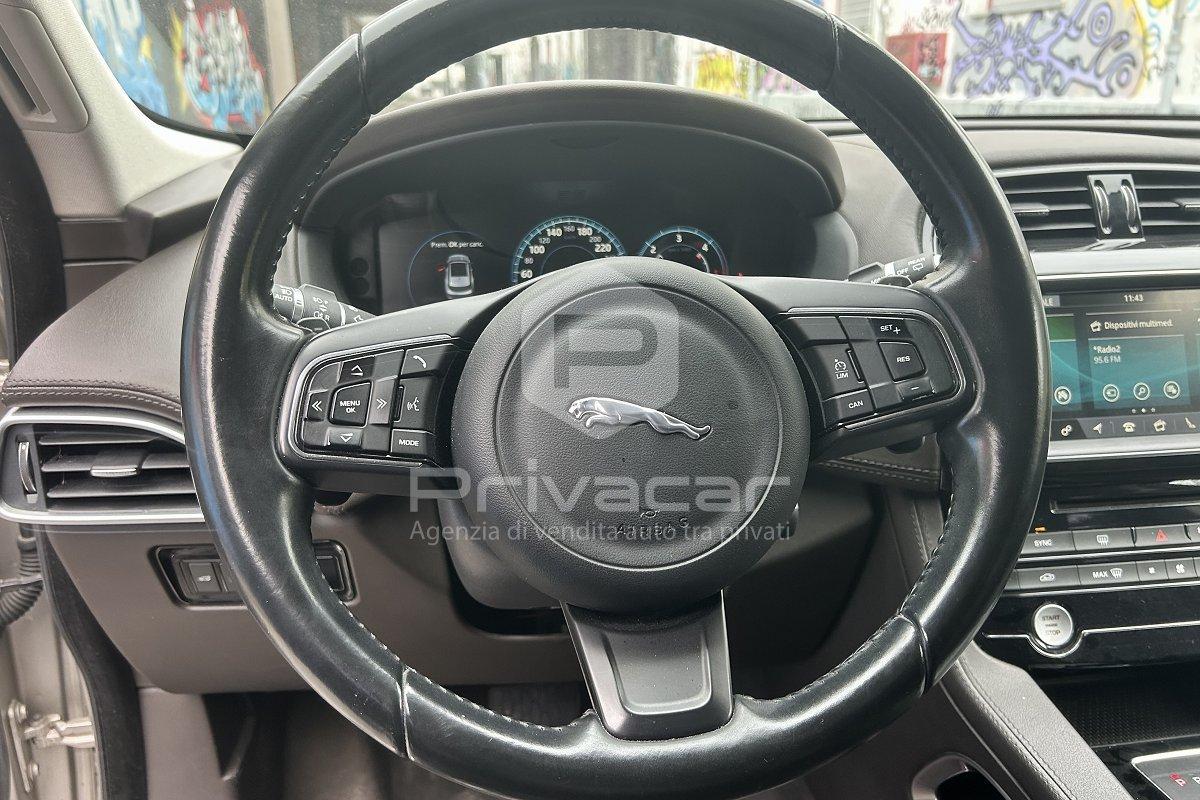 JAGUAR F-Pace 2.0 D 180 CV AWD aut. Portfolio