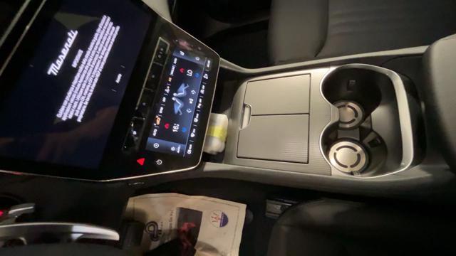 MASERATI Grecale MHEV 250 CV AWD