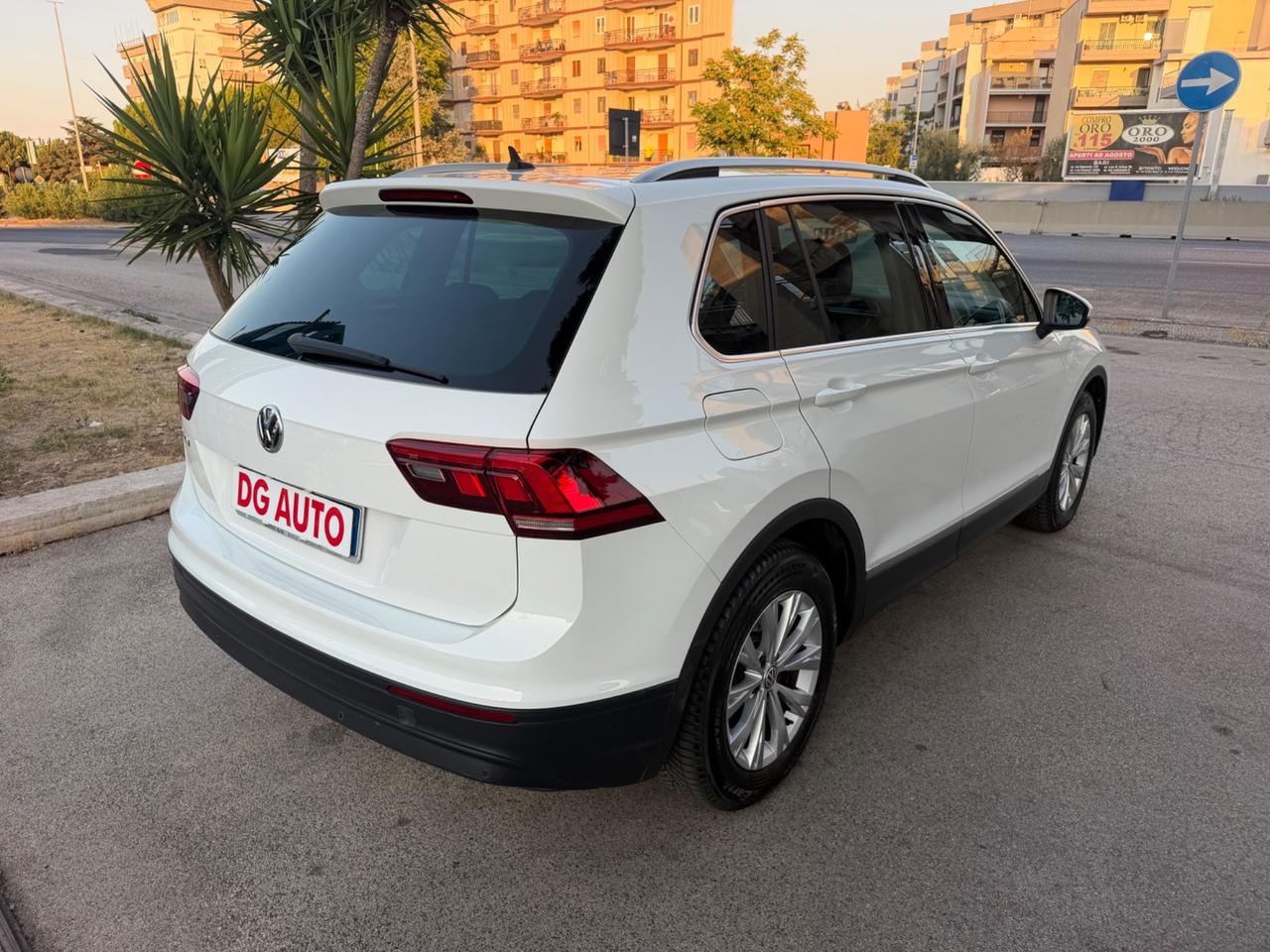 Volkswagen Tiguan 1.6 TDI 115 cv 2019 navigatore