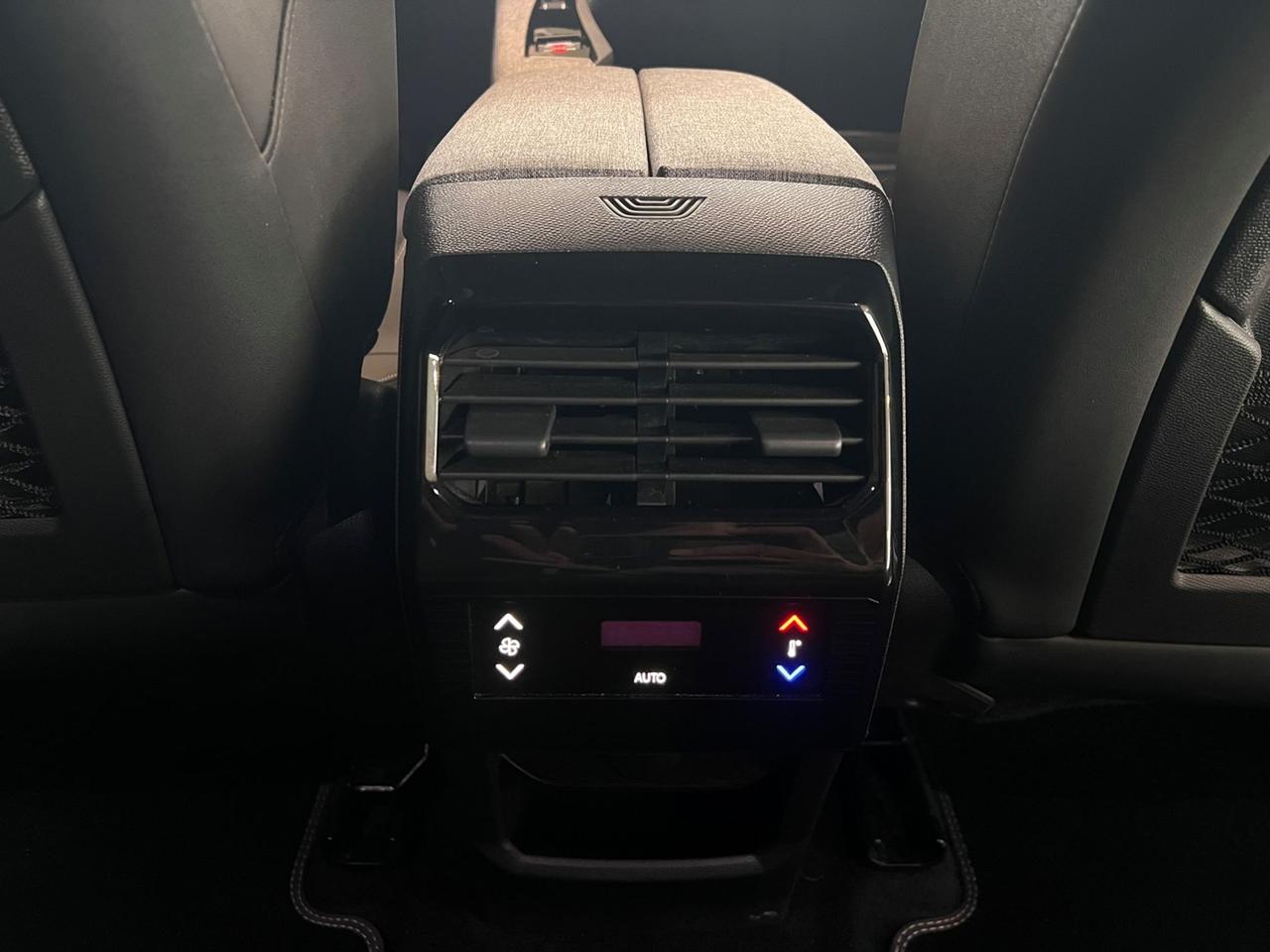 PEUGEOT 5008 III 2024 Hybrid 145 E-DCS6 GT - VARI COLORI!
