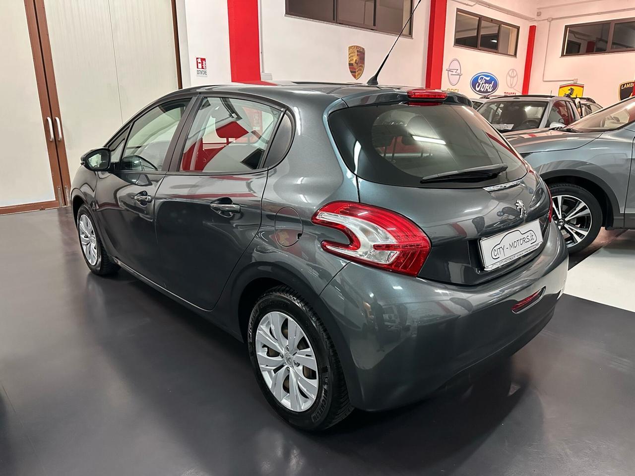 Peugeot 208 1.4 HDi 68 CV 5 porte Active