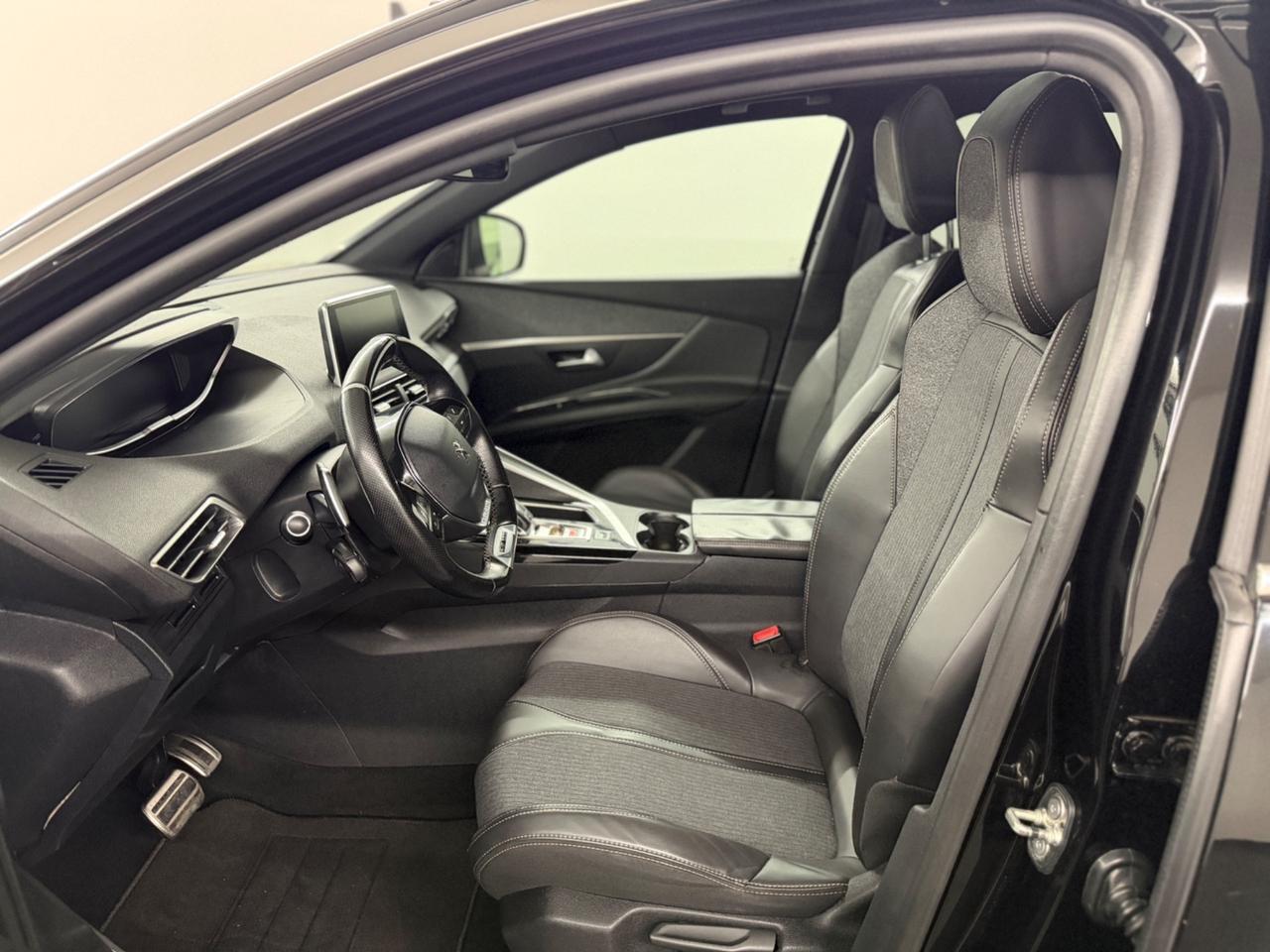 Peugeot 3008 (anno 2017)