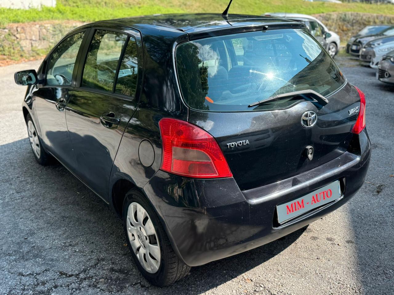 Toyota Yaris 1.0 5 porte Sol GARANZIA 1 ANNO