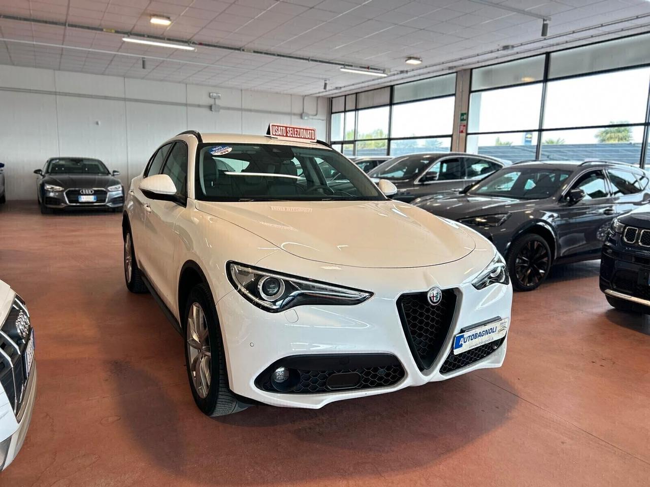 Alfa Romeo Stelvio EXECUTIVE 2.2 Turbodiesel AT8 Q4 SPOTICAR
