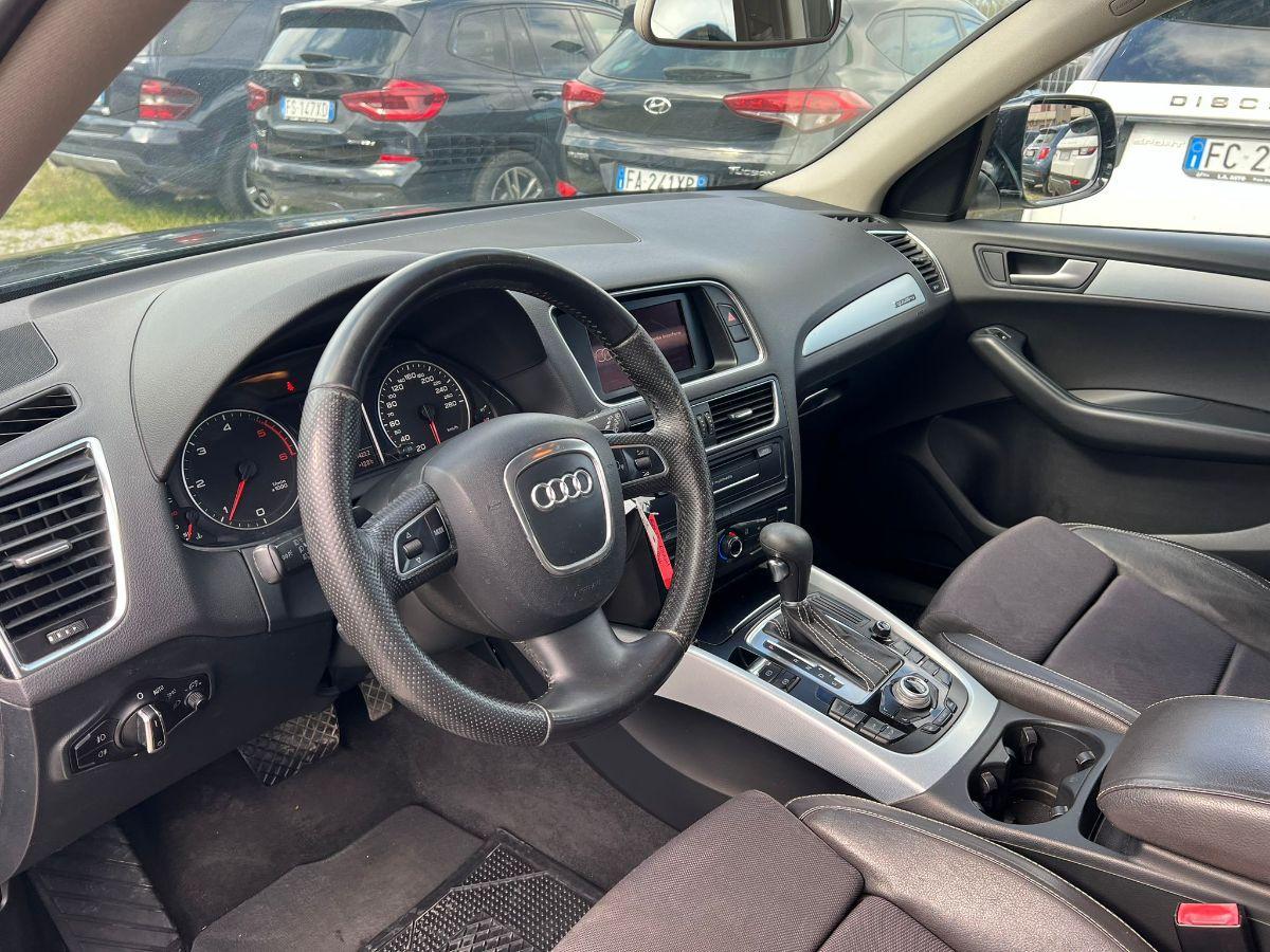AUDI - Q5 - 2.0 TDI quattro S tronic S line