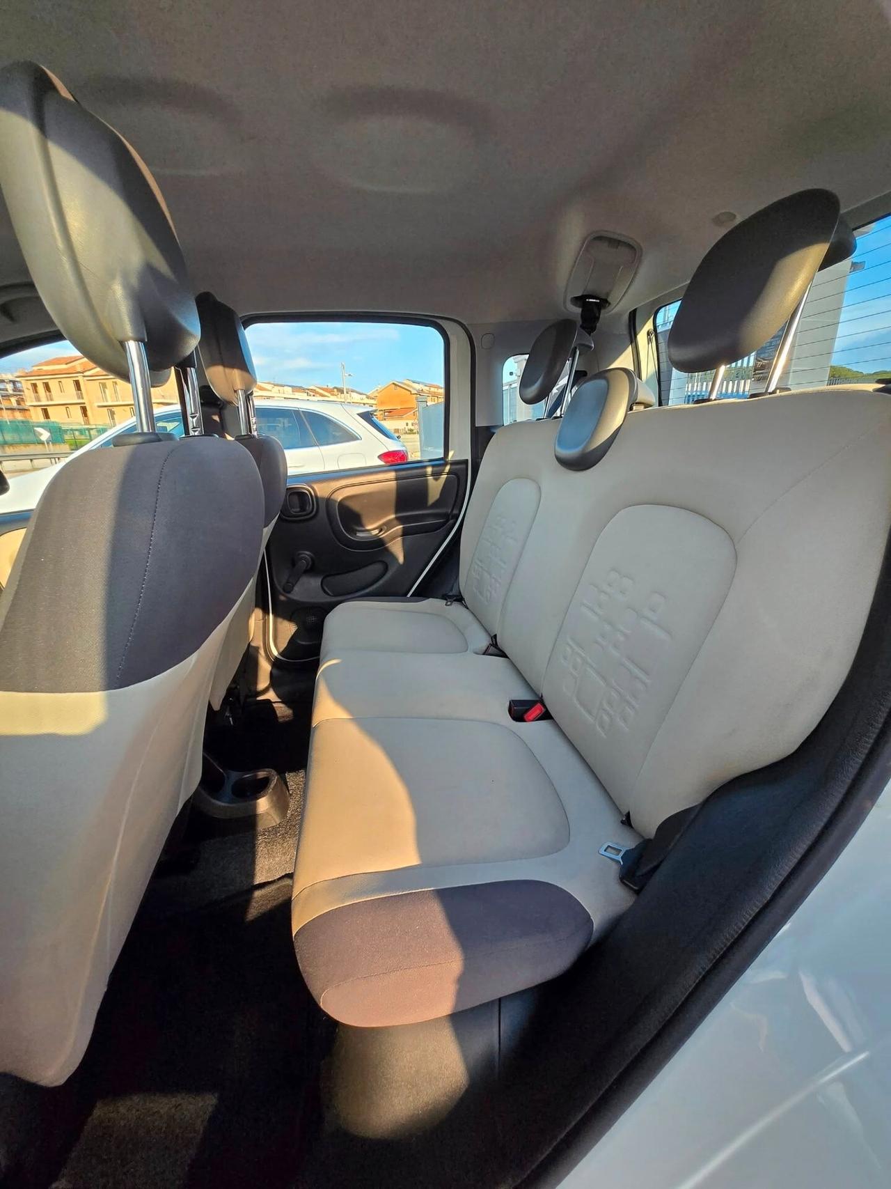 Fiat Panda 0.9 TwinAir Turbo Natural Power Lounge