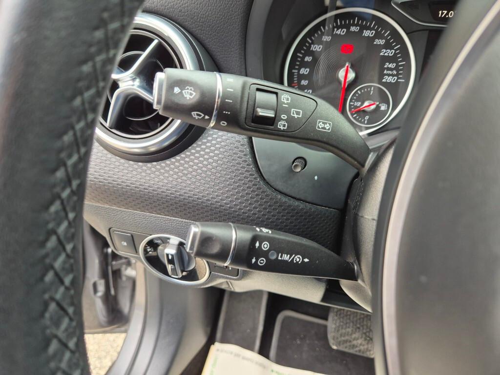 Mercedes A 180 d Automatic Sport NAVI