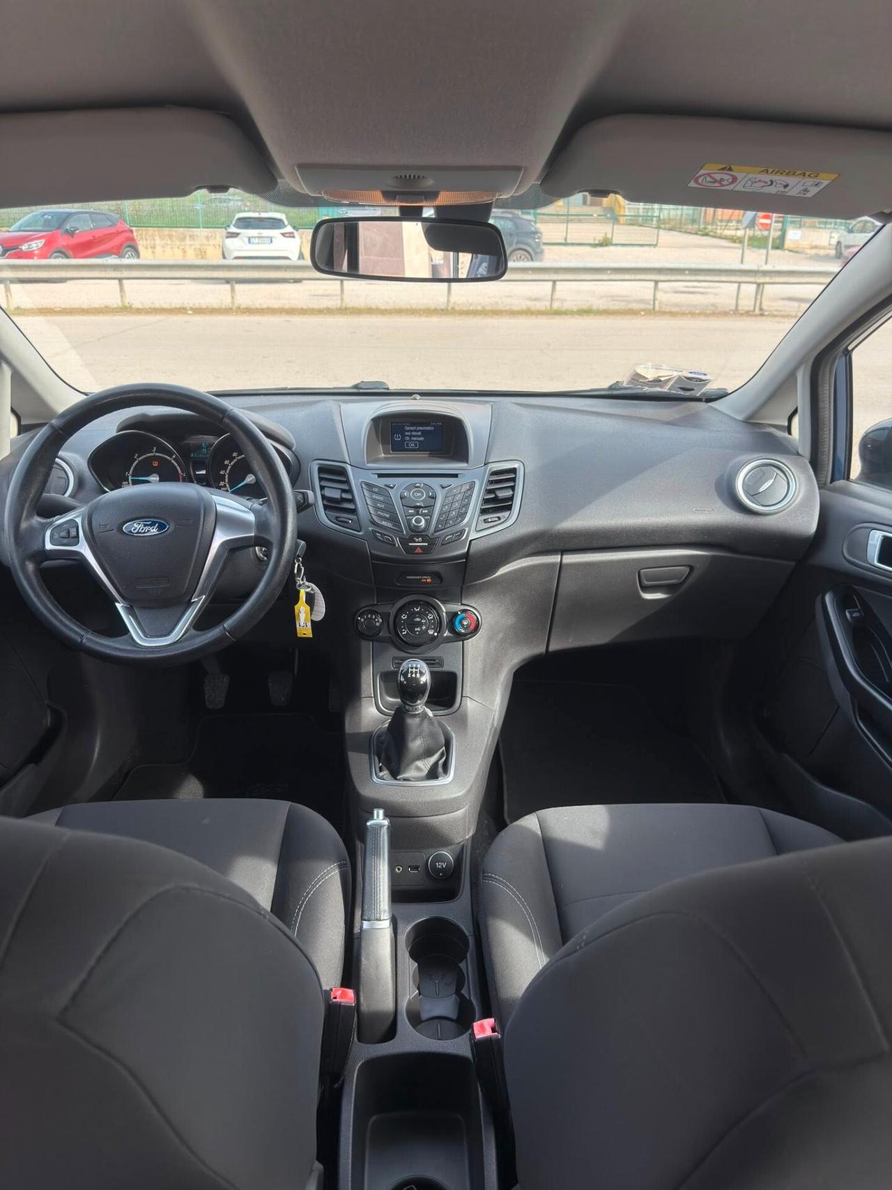 Ford Fiesta 1.5 TDCi 75CV 5 porte Black & White Edition