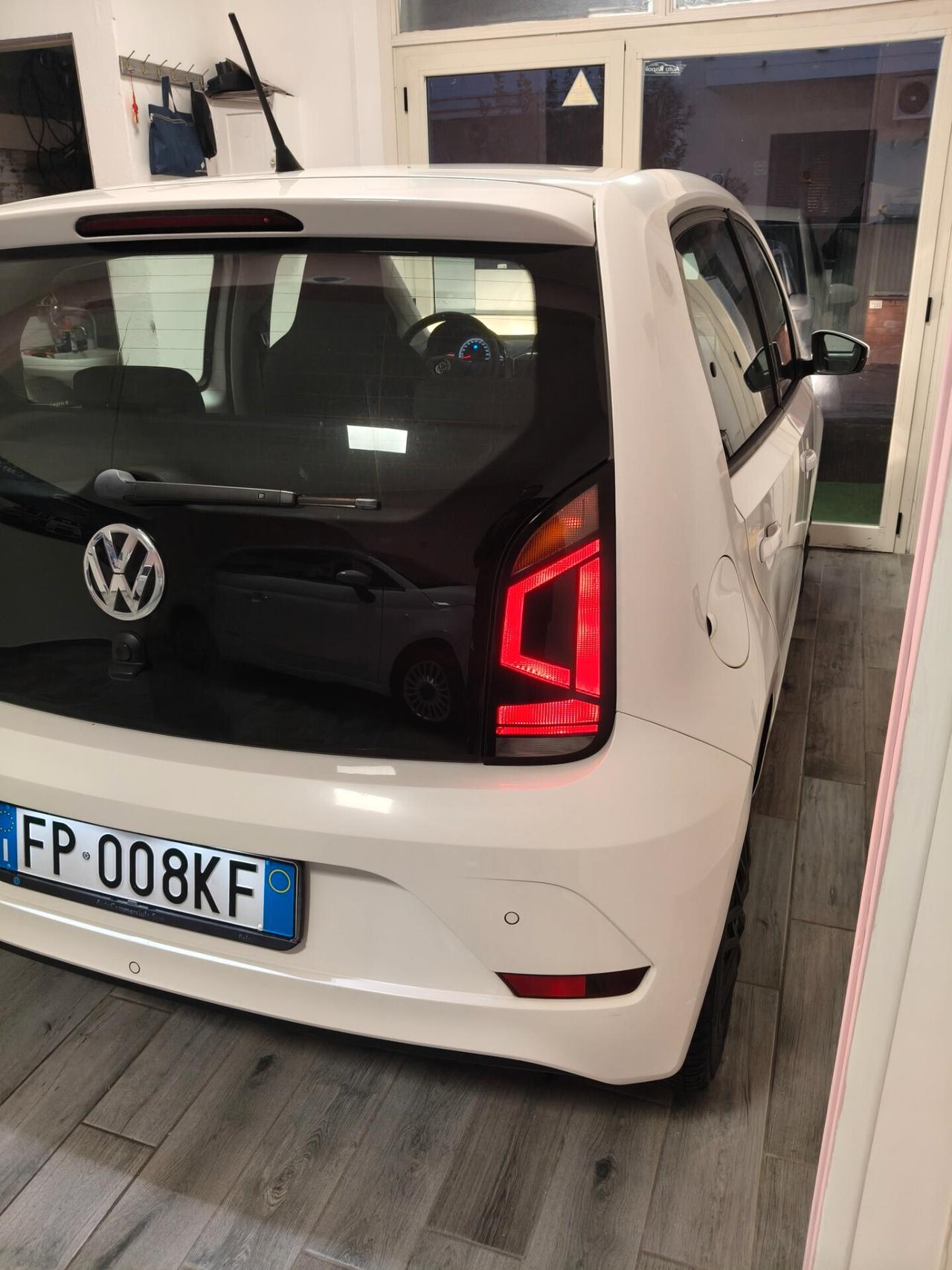 VOLKSWAGEN UP 1000 FULL OPTIONAL KM28