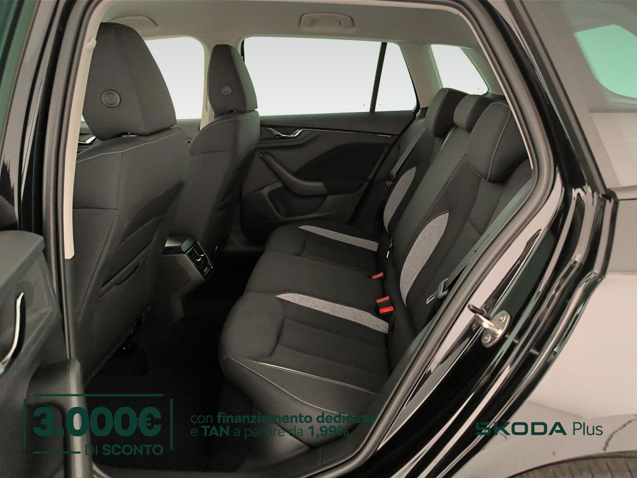 Skoda Kamiq 1.0 tsi black dots 115cv