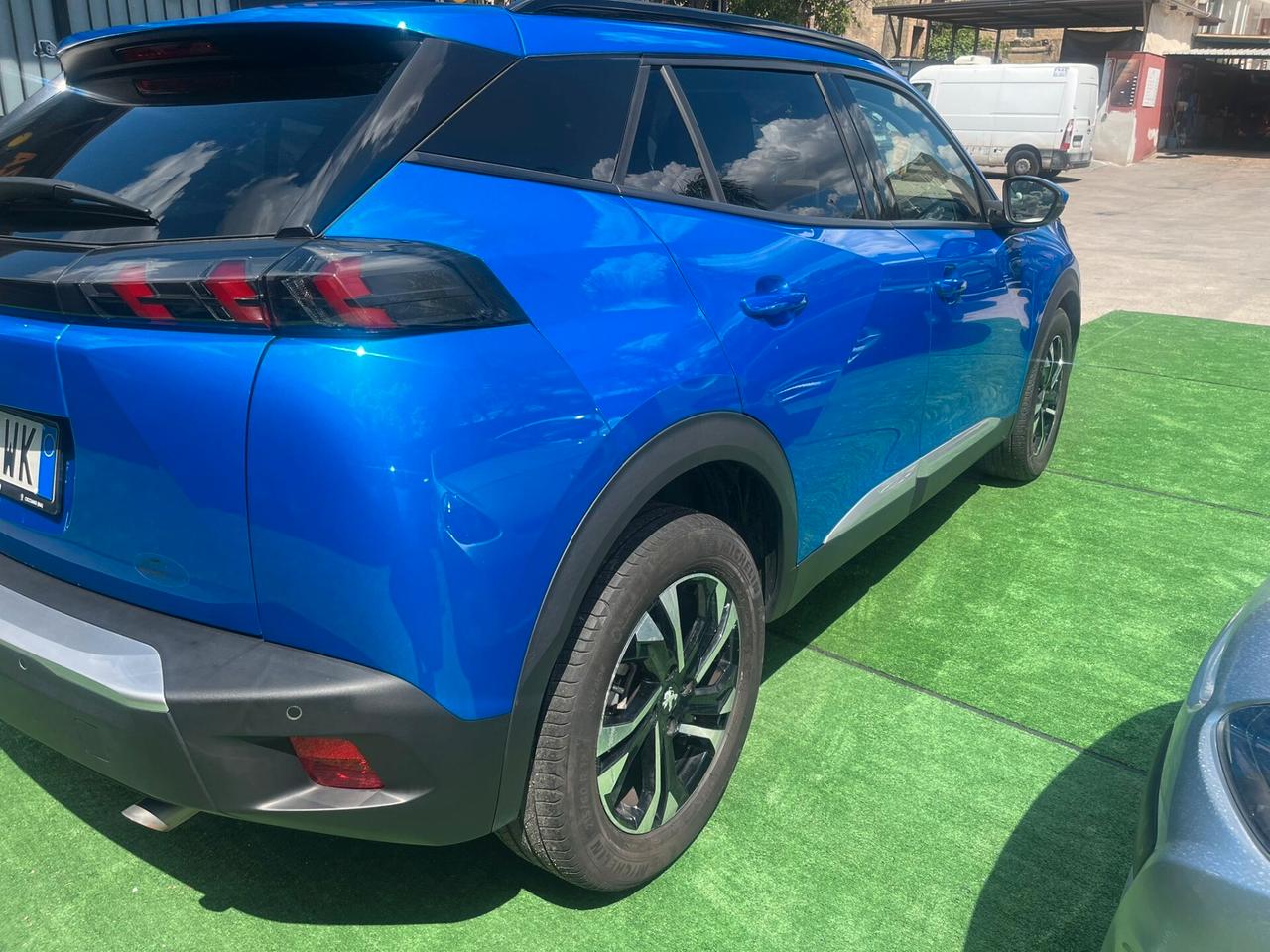 Peugeot 2008 PureTech 100 S&S Active