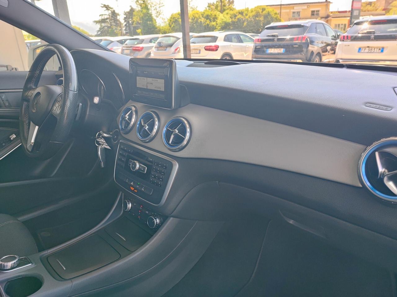 Mercedes-benz GLA 200 CDI Automatic Premium