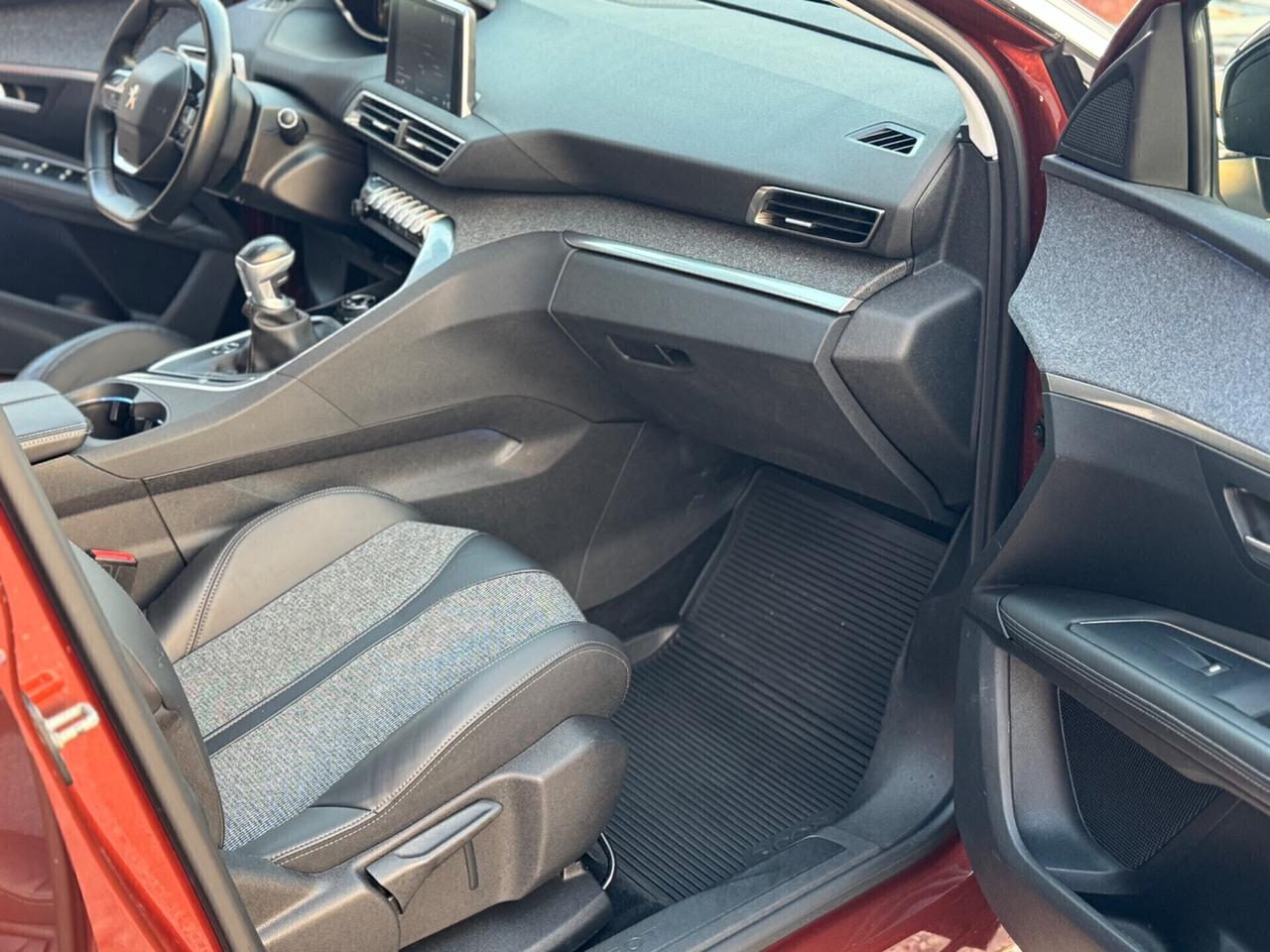 Peugeot 3008 BlueHDi 130 S&S Allure