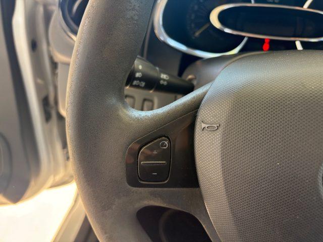 RENAULT Clio 1.2 75CV 5 porte Wave EURO 5 OK NEOPATENTATI