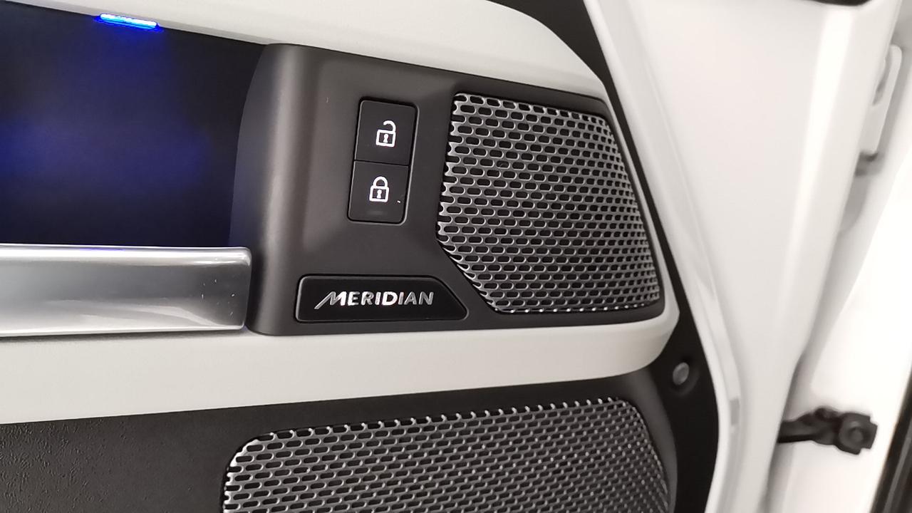 LAND ROVER Defender VII - Defender 90 3.0d i6 mhev SE awd 200cv auto