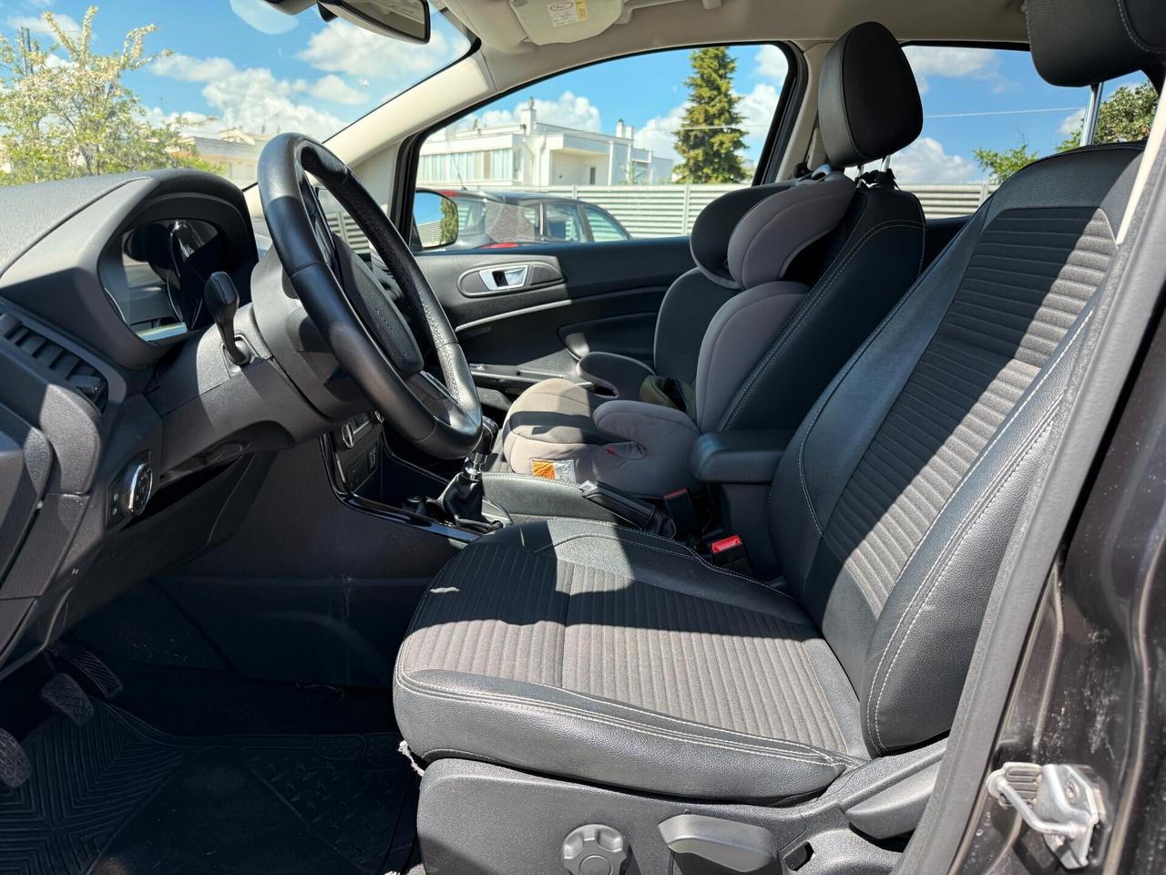 Ford EcoSport 1.5 TDCI Titanium *GARANZIA FORD*