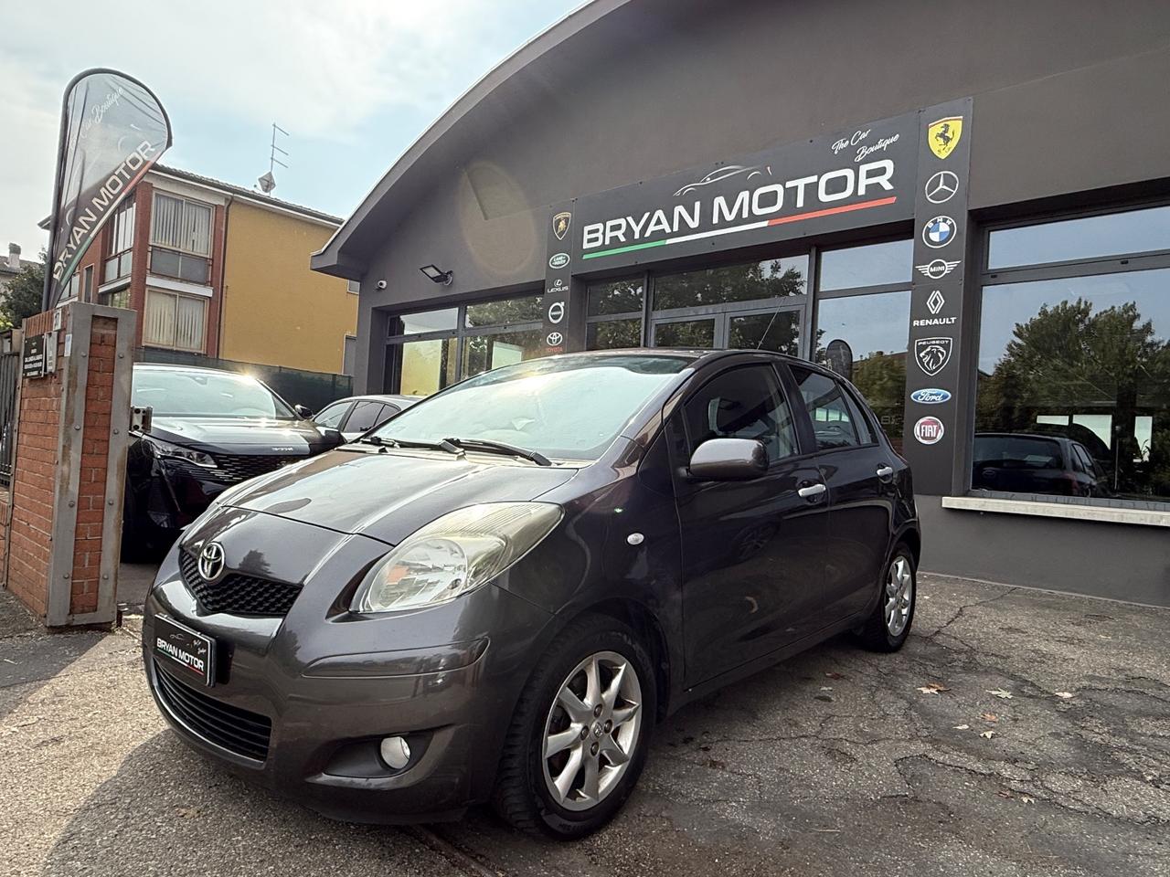 Toyota Yaris 1.3 5 porte M-MT Sol