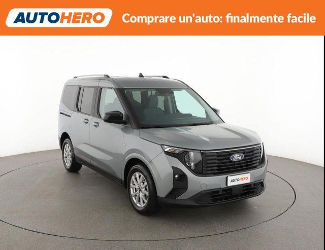 FORD Tourneo Courier 1.0 EcoBoost Titanium