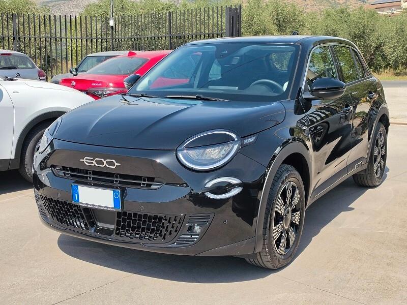 FIAT 600 1.2 Turbo Hybrid 145CV MH 48V Auto NAV 10