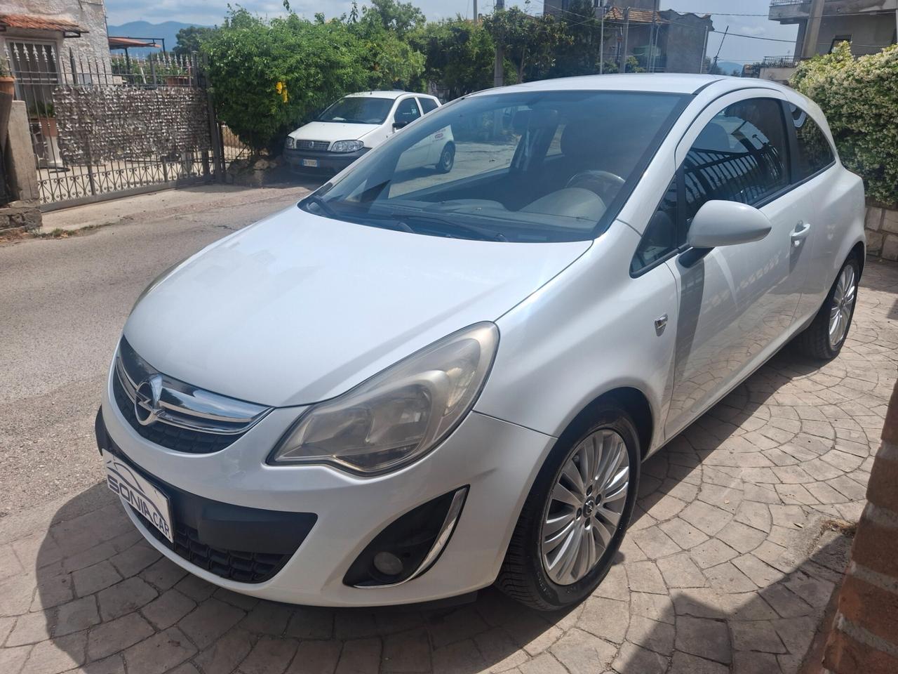 Opel Corsa 1.2 85CV 3 porte GPL-TECH Club