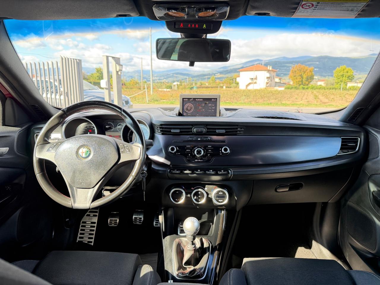 Alfa Romeo Giulietta 2.0 JTDm 170cv Tetto Panoramico