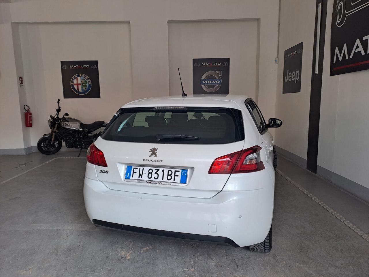 Peugeot 308 BlueHDi 130 S&S Active